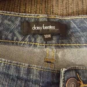 Daisy Fuentes Jeans - Daisy Fuentes jeans Daisy Fuentes Jeans - Daisy Fuentes jeans